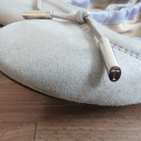 TOD'S Dee Laccetto Silver Metallic Leather Foldable Ballet Flat Shoes Size US 6 - Picture 3 of 13